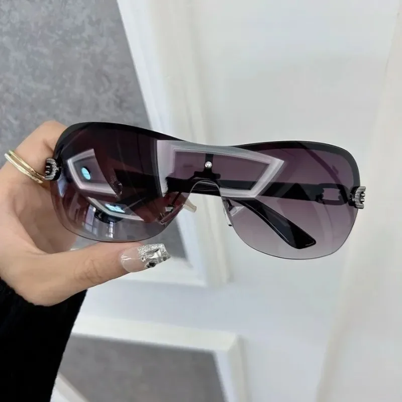 Codzienne okulary przeciwsłone – Designer Sunglasses recenzja i cena