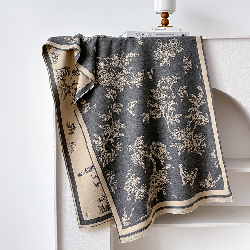 Damski szal w stylu vintage z  – Cashmere Scarf recenzja i cena